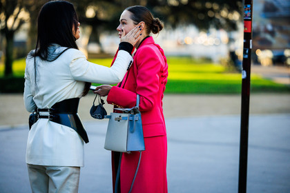 hermes bag, pastel blue bag, red coat, cherry coat, kelly bag, white suit, black corset, leather corset, black hair, nails, fashion week, frenchystyle, FW, jonathan paciullo, street style, PARIS, PFW, SPRING SUMMER 2022, SS 22, atmosphere details, detail, horizontal
