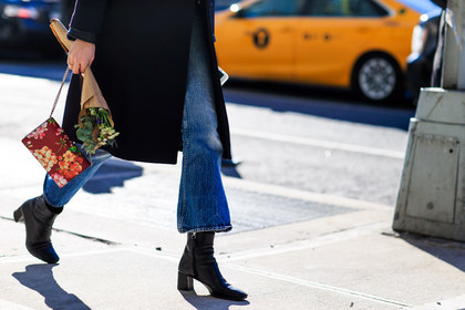 atmosphere details, AUTUMN WINTER 2016-2017, AW 16-17, black boots, blue denim, denim pants, detail, embroidered bag, fashion week, floral, flower, frenchystyle, FW, FW 16-17, horizontal, jeans, jonathan paciullo, leather boots, NEW YORK, NYFW, printed bag, red bag, street style, trousers, woman