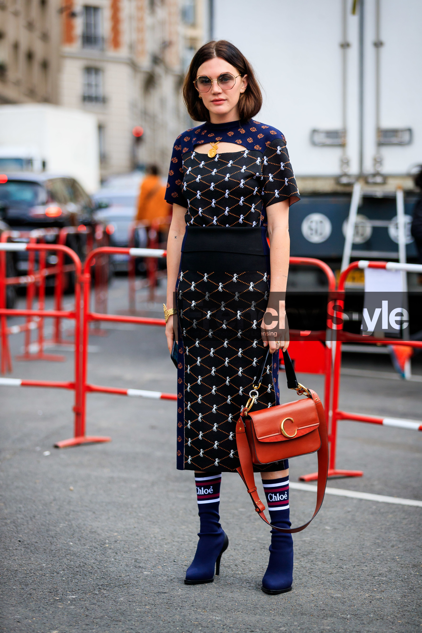 animal print, black shoes, black skirt, black sweater, blue shoes, chloé, cut out, graphic skirt, graphic sweater, high heels, leather bag, leather shoes, madelynn furlong, necklace, printed skirt, printed sweater, red bag, sunglasses, PARIS, PFW, street style, jonathan paciullo, FW, frenchystyle, fashion week, AUTUMN WINTER 2019-2020, AW 19-20, FALL WINTER 2019-2020, FW 19-20, vertical, full length