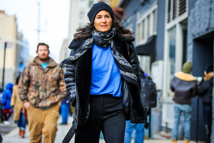 acne studios, atmosphere details, AUTUMN WINTER 2016-2017, AW 16-17, black bandana, black beanie, black fur, black jacket, black pants, black perfecto, black scarf, blue sweater, detail, fashion week, frenchystyle, FW, FW 16-17, horizontal, jonathan paciullo, leather jacket, NEW YORK, NYFW, shearling, sheep fur, street style, trousers, woman