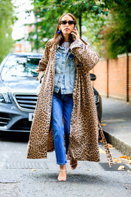 animal print, blue denim, brown coat, chloe loulou de saison, denim jacket, denim pants, earrings, graphic coat, jeans, leather shoes, leopard, printed coat, sunglasses, the row, trousers, white shoes, fashion week, frenchystyle, FW, jonathan paciullo, street style, LFW, LONDON, SPRING SUMMER 2019, SS 19, vertical, full length