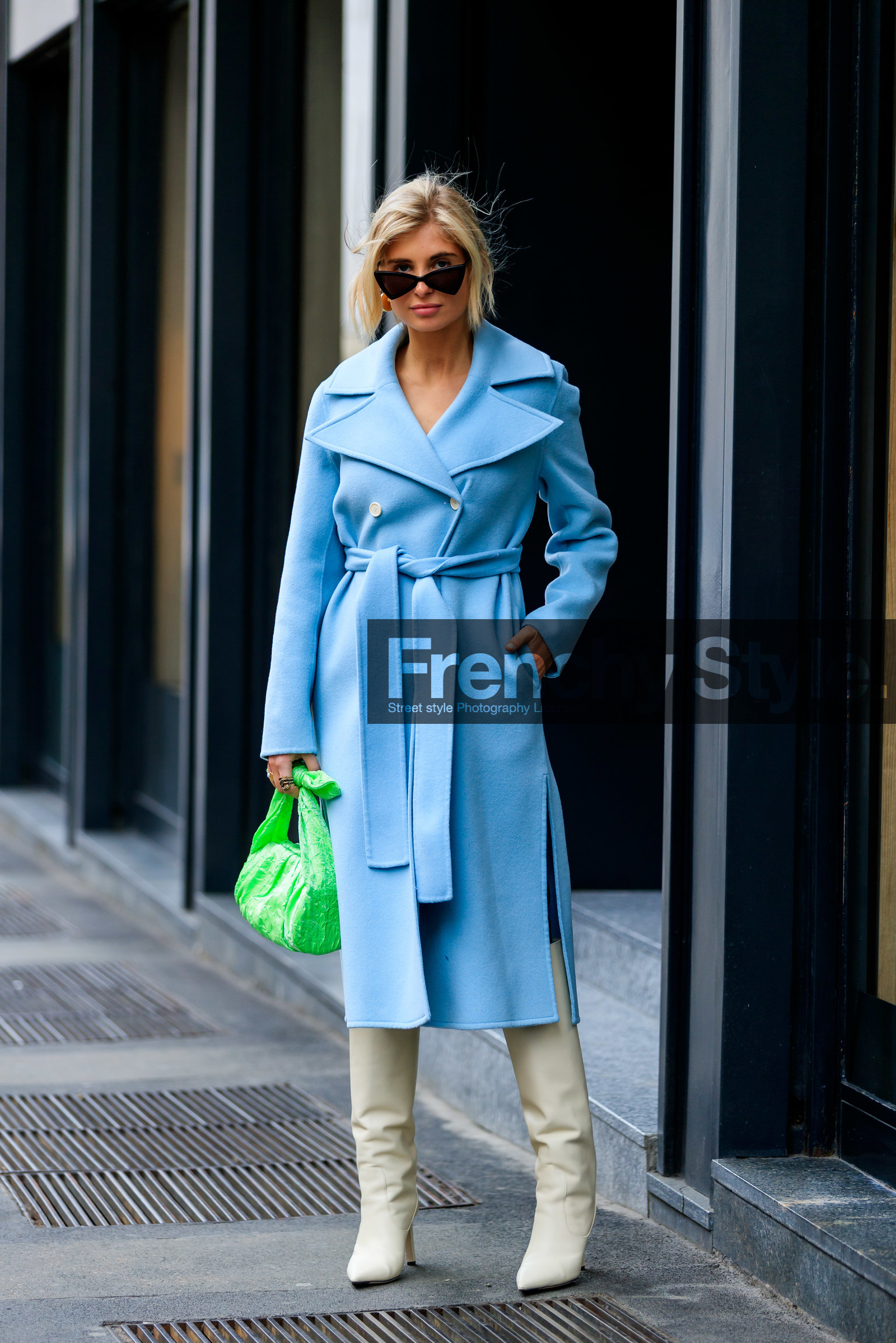 beige shoes, blue coat, green bag, high boots, high heels, leather bag, leather shoes, sunglasses, velvet, white shoes, xenia adonts, MILAN, MFW, fashion week, frenchystyle, FW, jonathan paciullo, street style, AUTUMN WINTER 2019-2020, AW 19-20, FALL WINTER 2019-2020, FW 19-20, vertical, full length