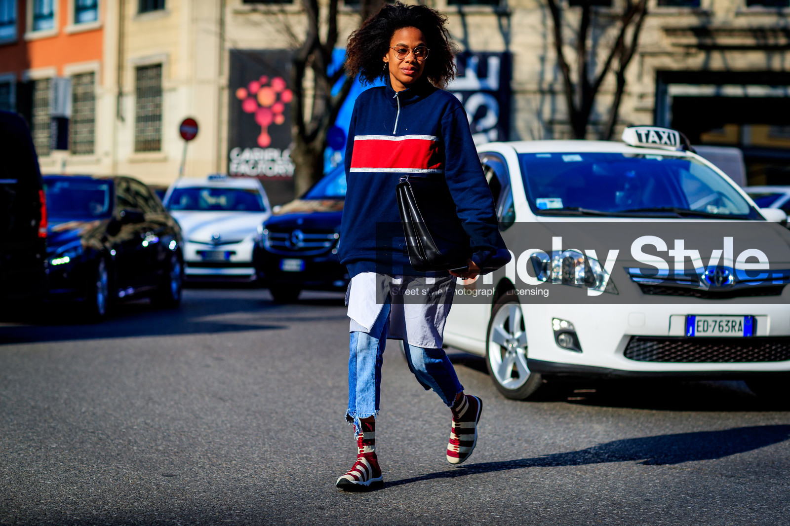 atmosphere details, AUTUMN WINTER 2017-2018, AW 17-18, black bag, blue denim, blue sweater, denim pants, FALL WINTER 2017-2018, fashion week, fendi, frenchystyle, full length, FW, FW 17-18, geometric, graphic jacket, graphic shoes, graphic sweater, horizontal, jan-michael quammie, jeans, jonathan paciullo, leather shoes, MFW, MILAN, printed jacket, printed shoes, printed sweater, red boots, street style, stripes, trousers