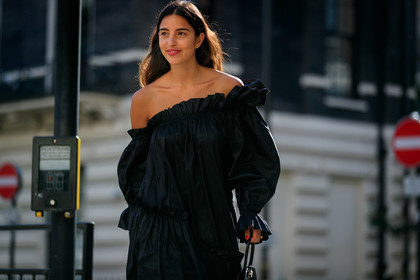 bettina looney, logo strap shoes, dior shoes, vichy printed shoes, kitten heels shoes, black dress, ruffle dress, asymmetrical dress, long sleeves dress, fashion week, frenchystyle, FW, jonathan paciullo, street style, atmosphere details, horizontal, detail