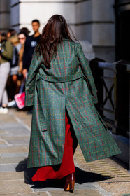 bordeaux, burgundy, checked, elizabeth von der goltz, green coat, high heels, leather shoes, over the shoulder, plaid, red boots, fashion week, frenchystyle, FW, jonathan paciullo, street style, LFW, LONDON, SPRING SUMMER 2019, SS 19, vertical, detail, atmosphere details