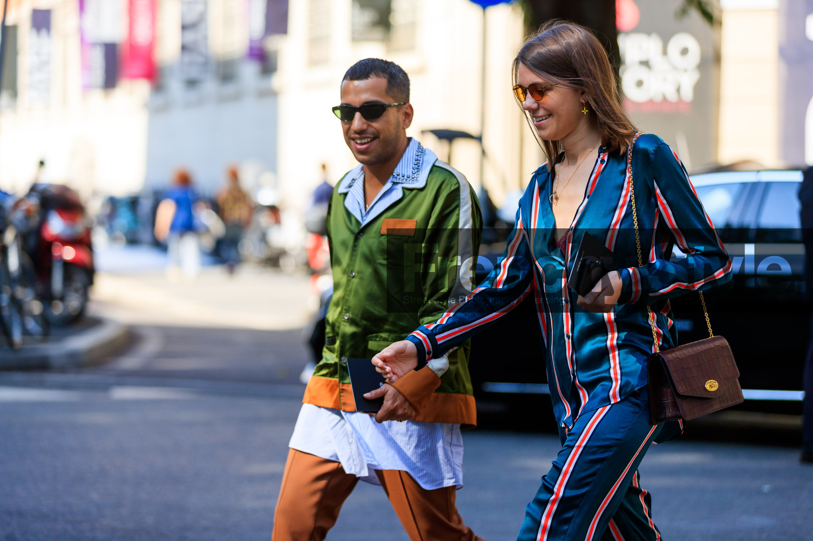atmosphere details, blue shirt, brown bag, camel pants, detail, fashion week, frenchystyle, FW, graphic shirt, green shirt, horizontal, jonathan paciullo, leather bag, MFW, MILAN, pajamas, printed shirt, SPRING SUMMER 2018, SS 18, street style, striped shirt, sunglasses, trousers