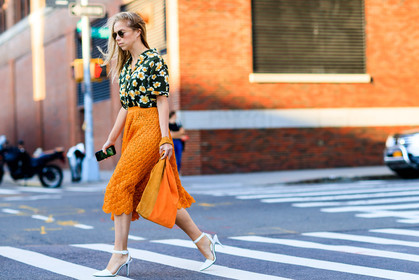 atmosphere details, chloe king, fashion week, floral, flowers, frenchystyle, full length, FW, green shirt, high heels, horizontal, jonathan paciullo, leather bag, leather shoes, NEW YORK, NYFW, orange bag, orange skirt, printed shirt, SPRING SUMMER 2018, SS 18, street style, suede bag, sunglasses, white shoes