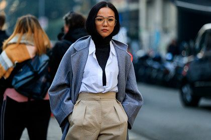 beige pants, black turtleneck, grey coat, sunglasses, trousers, white shirt, yoyo cao, MILAN, MFW, fashion week, frenchystyle, FW, jonathan paciullo, street style, AUTUMN WINTER 2019-2020, AW 19-20, FALL WINTER 2019-2020, FW 19-20, atmosphere details, detail, horizontal