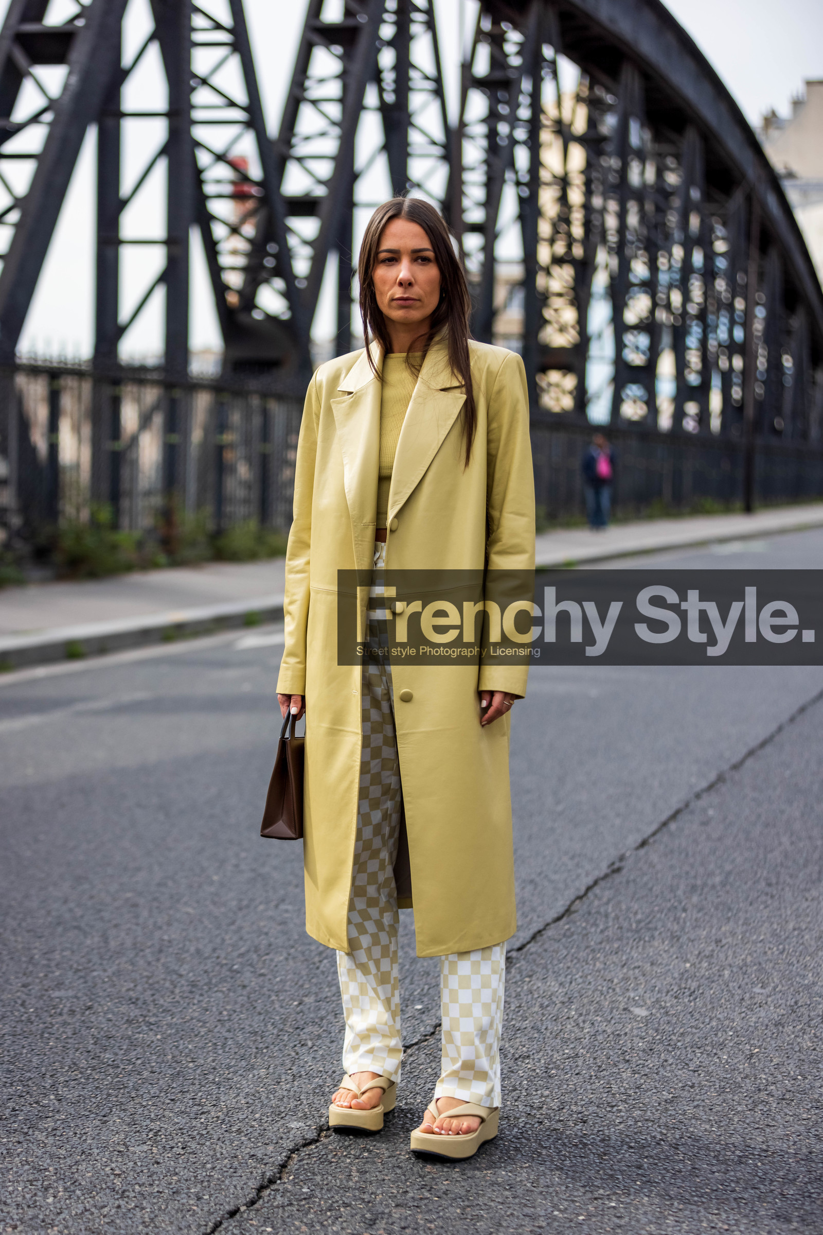 Alice Barbier, bag, bicolor pants, brown bag, checked pants, checked print, coat, color, leather bag, leather coat, leather sandals, pants, printed pants, ribbed top, sandals, white pants, yellow coat, yellow pants, yellow sandals, yellow top, fashion week, frenchystyle, FW, jonathan paciullo, street style, PFW, PARIS, SPRING SUMMER 2022, SS 22, vertical, full length