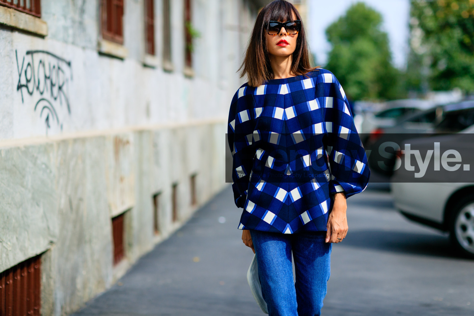 atmosphere details, blue denim, blue top, checked top, denim pants, detail, Evangelie Smyrniotaki, fashion week, frenchystyle, FW, gingham, horizontal, jeans, jonathan paciullo, MFW, MILAN, plaid, printed top, SPRING SUMMER 2017, SS 17, street style, sunglasses, trousers