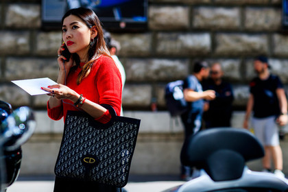 street style, jonathan paciullo, FW, frenchystyle, fashion week, PFW, PARIS, SPRING SUMMER 2019, SS 19, horizontal, atmosphere details, detail