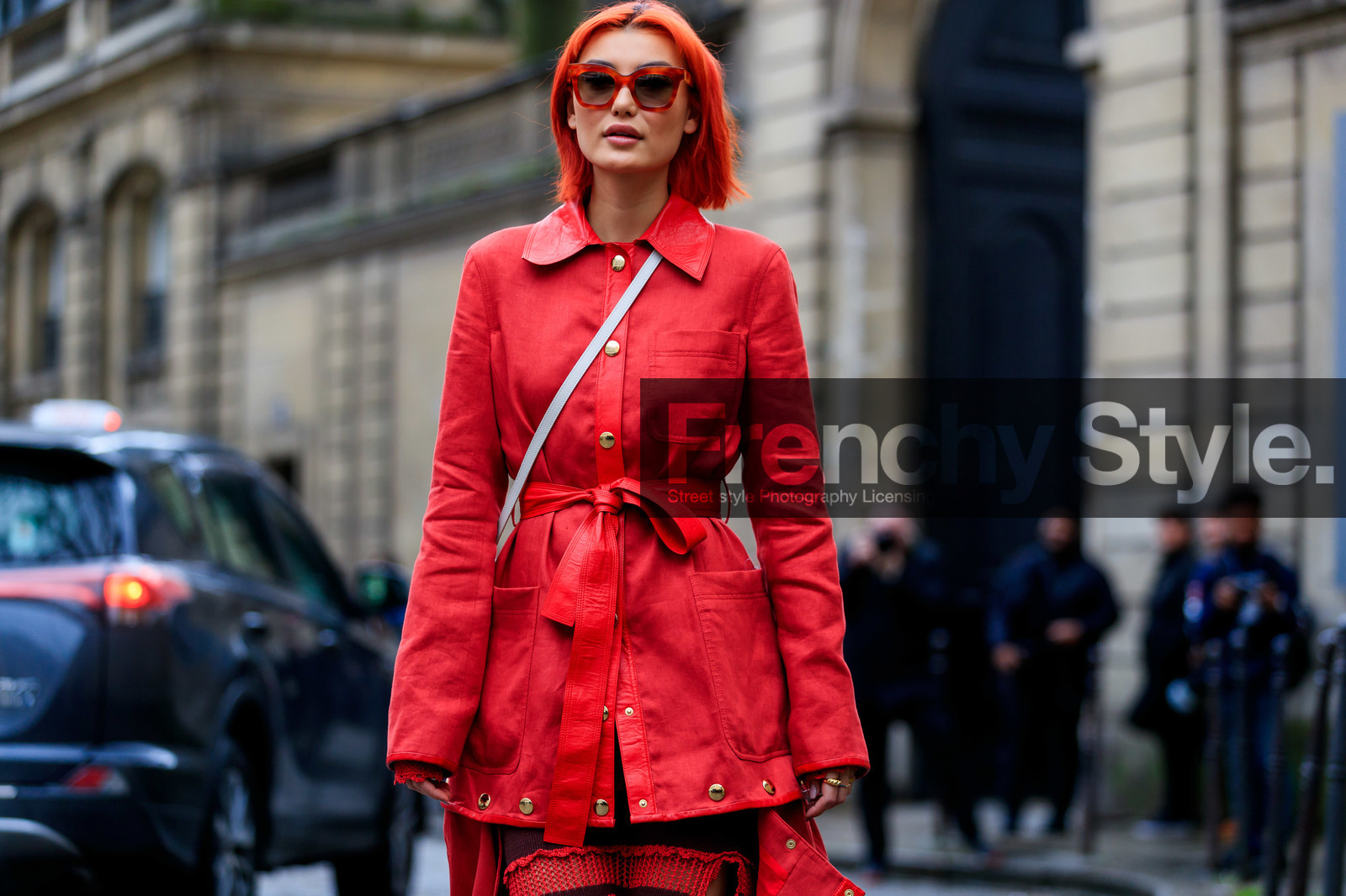 amalie gassmann, orange hair, red sunglasses, red jacket, red skirt, red total look, red leather jacket, belted jacket, button jacket, fashion week, frenchystyle, FW, jonathan paciullo, street style, PFW, PARIS, AUTUMN WINTER 2020-2021, FALL WINTER 2020-2021, FW 20-21, horizontal, detail, atmosphere details