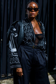 bag, black bag, black belt, black blouse, black body, black monochrome, black pants, black sunglasses, blouse, flare pants, fluid pants, gold earrings, gold hoops, gold necklace, Jessica Willis, lingerie, pants, printed blouse, sunglasses, street style, jonathan paciullo, FW, frenchystyle, fashion week, PFW, PARIS, SPRING SUMMER 2022, SS 22, vertical, atmosphere details