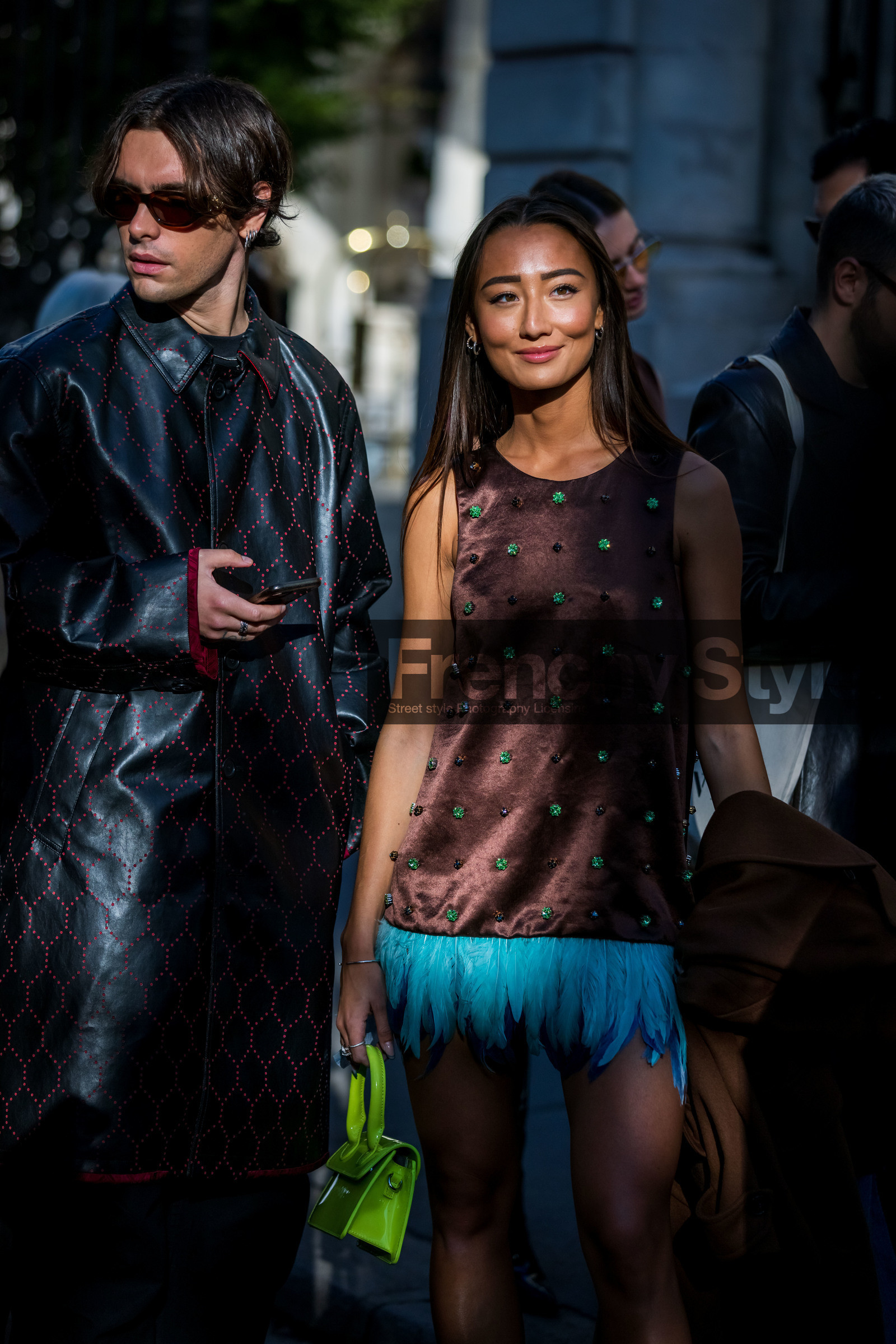 bag, black coat, brown dress, brown sunglasses, coat, color, dress, duo, embroidered dress, feather, fluo green bag, Jonathan Hayden, leather coat, menswear, mini dress, Nephtys Laurent, strass dress, sunglasses, street style, jonathan paciullo, FW, frenchystyle, fashion week, PFW, PARIS, SPRING SUMMER 2022, SS 22, vertical, atmosphere details