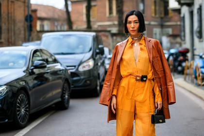 camel jacket, choker, fanny pack, leather bag, leather jacket, mini bag, necklace, over the shoulder, trousers, yellow pants, yellow shirt, MILAN, MFW, fashion week, frenchystyle, FW, jonathan paciullo, street style, AUTUMN WINTER 2019-2020, AW 19-20, FALL WINTER 2019-2020, FW 19-20, atmosphere details, detail, horizontal