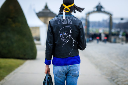 back detail, black jacket, blue denim, blue sweater, denim pants, headband, jeans, leather jacket, message, printed jacket, trousers, fashion week, frenchystyle, FW, jonathan paciullo, street style, PFW, PARIS, SPRING SUMMER 2017, SS 17, HAUTE COUTURE, atmosphere details, detail, horizontal, model