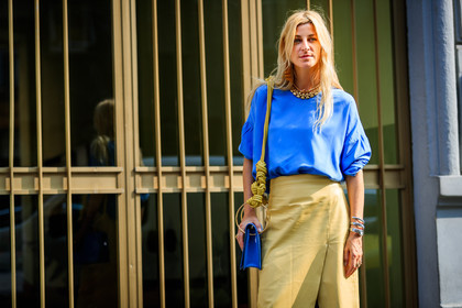 ada kokosar, blue bag, blue top, bracelet, bulgari, earrings, leather bag, necklace, watch, yellow skirt, fashion week, frenchystyle, FW, jonathan paciullo, street style, MFW, MILAN, SPRING SUMMER 2019, SS 19, atmosphere details, horizontal, detail