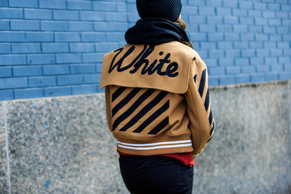 atmosphere details, AUTUMN WINTER 2016-2017, AW 16-17, back detail, black beanie, black scarf, brown jacket, camel jacket, detail, fashion week, frenchystyle, FW, FW 16-17, graphic jacket, horizontal, jonathan paciullo, message, NEW YORK, NYFW, printed jacket, street style, stripes, woman