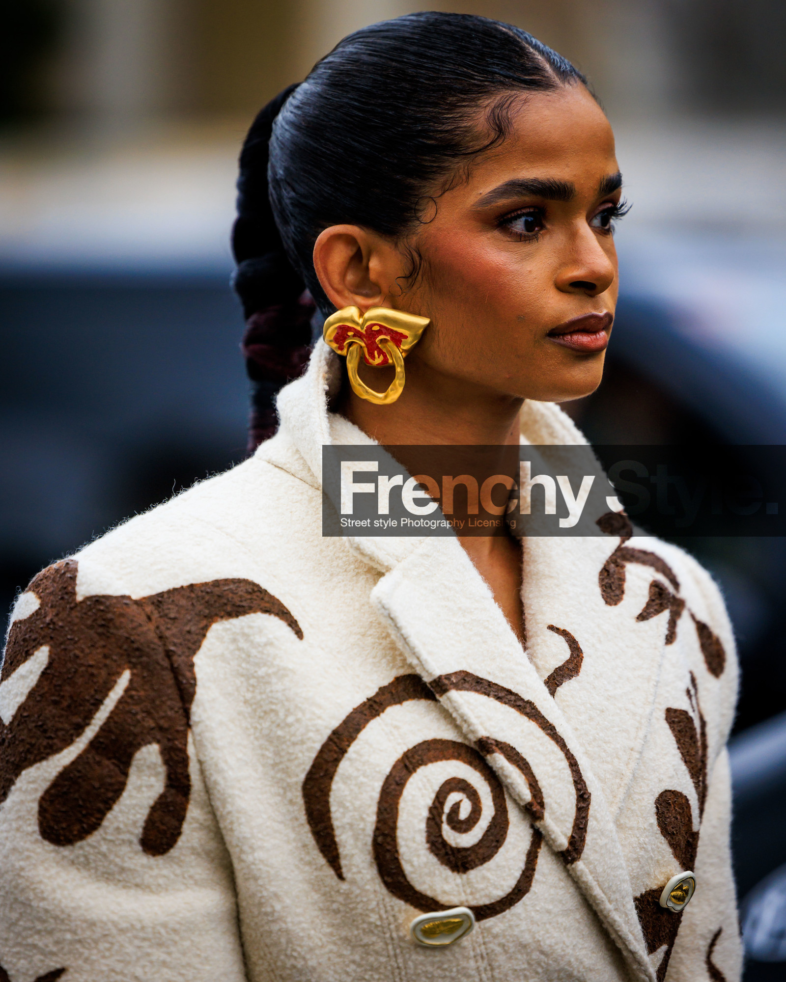 fashion week, frenchystyle, FW, jonathan paciullo, street style, PFW, PARIS, FW 23-24, FALL WINTER 2023-2024, AUTUMN WINTER 2023-2024, HAUTE COUTURE, vertical, atmosphere details, detail