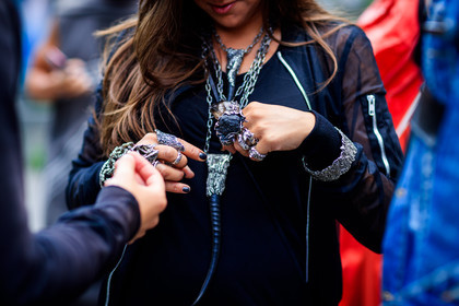 street style, jonathan paciullo, FW, frenchystyle, fashion week, PFW, PARIS, SPRING SUMMER 2019, SS 19, horizontal, atmosphere details, detail