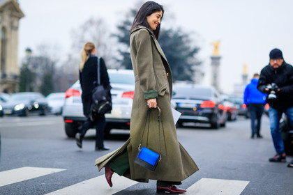 blue bag, green coat, leather bag, leather shoes, long coat, mocassins, overcoat, red shoes, fashion week, frenchystyle, FW, jonathan paciullo, street style, PFW, PARIS, SPRING SUMMER 2017, SS 17, HAUTE COUTURE, atmosphere details, full length, horizontal