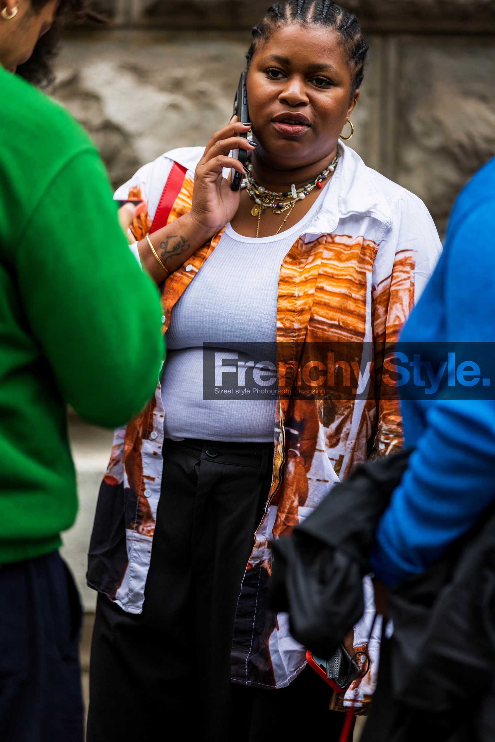 black pants, layering necklace, necklace, orange shirt, pants, print, printed shirt, shirt, white t-shirt, street style, jonathan paciullo, FW, frenchystyle, fashion week, PFW, PARIS, SPRING SUMMER 2022, SS 22, vertical, atmosphere details
