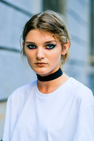 atmosphere details, choker, detail, eyeliner, eyeshadow, fashion week, frenchystyle, FW, jonathan paciullo, MFW, MILAN, model, nana abramova, necklace, portrait, SPRING SUMMER 2017, SS 17, street style, vertical, white t shirt