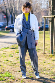 anya ziourova, down jacket, grey jacket, grey pants, grey suit, leather shoes, trousers, white jacket, white shoes, yellow sweater, MILAN, MFW, fashion week, frenchystyle, FW, jonathan paciullo, street style, AUTUMN WINTER 2019-2020, AW 19-20, FALL WINTER 2019-2020, FW 19-20, vertical, full length