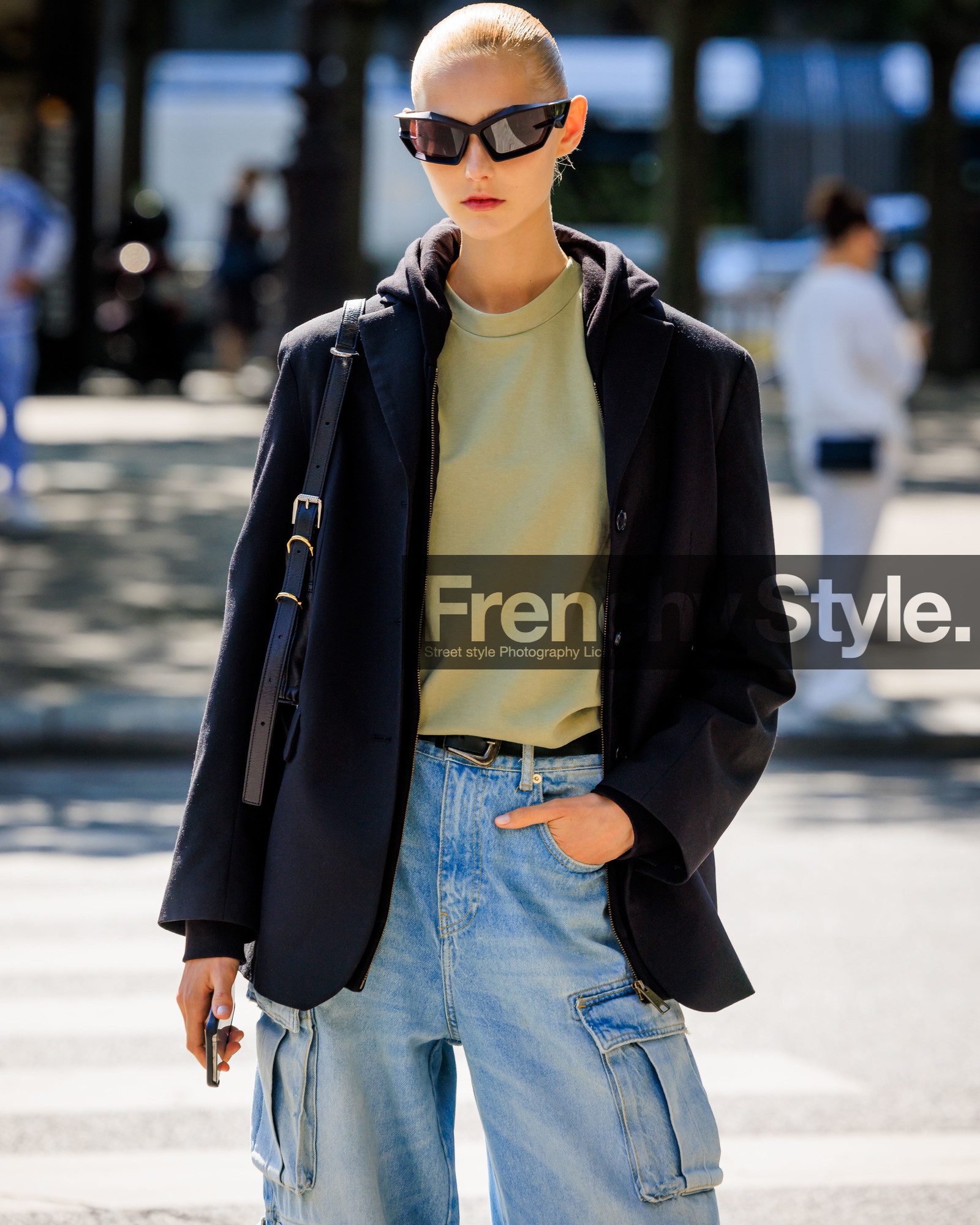 fashion week, frenchystyle, FW, jonathan paciullo, street style, PFW, PARIS, FW 23-24, FALL WINTER 2023-2024, AUTUMN WINTER 2023-2024, HAUTE COUTURE, vertical, atmosphere details, detail
