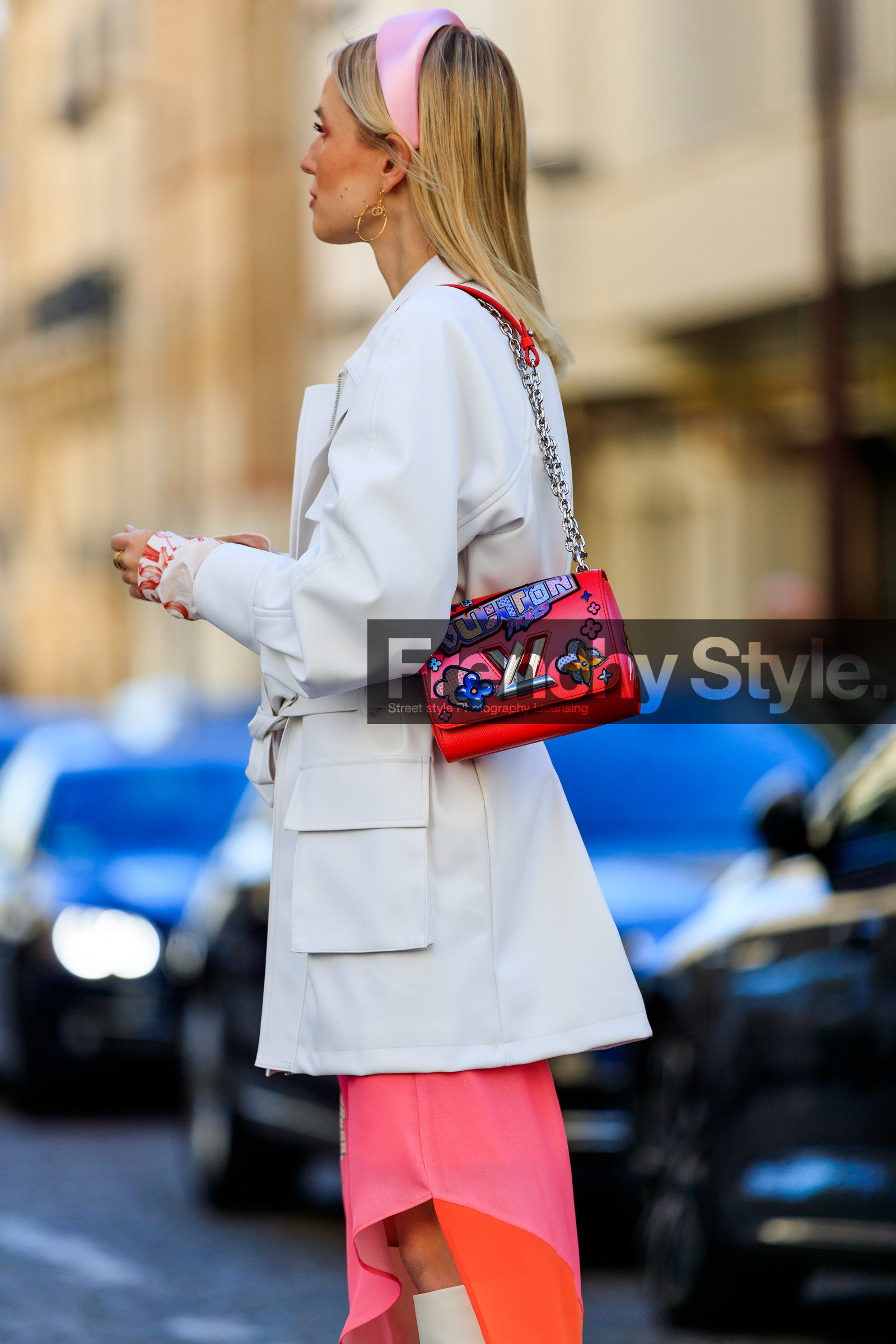 earrings, graphic bag, headband, leather bag, leonie hanne, louis vuitton, pink bag, pink dress, printed bag, red bag, white jacket, fashion week, frenchystyle, FW, jonathan paciullo, street style, PFW, PARIS, AUTUMN WINTER 2019-2020, AW 19-20, FALL WINTER 2019-2020, FW 19-20, vertical, atmosphere details, detail