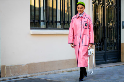 black shoes, chloé, graphic jacket, headband, high heels, leather bag, leather coat, leather shoes, pink coat, prada, printed jacket, white bag, PARIS, PFW, street style, jonathan paciullo, FW, frenchystyle, fashion week, AUTUMN WINTER 2019-2020, AW 19-20, FALL WINTER 2019-2020, FW 19-20, horizontal, atmosphere details, full length