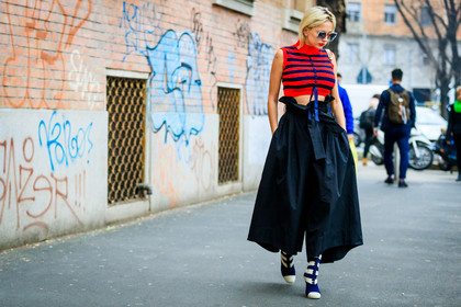 atmosphere details, AUTUMN WINTER 2017-2018, AW 17-18, black pants, caroline vreeland, cropped top, FALL WINTER 2017-2018, fashion week, fendi, frenchystyle, full length, FW, FW 17-18, geometric, graphic shoes, graphic sweater, high heels, horizontal, jonathan paciullo, leather shoes, MFW, MILAN, printed shoes, printed sweater, red sweater, street style, striped sweater, stripes, sunglasses, trousers, wide pants
