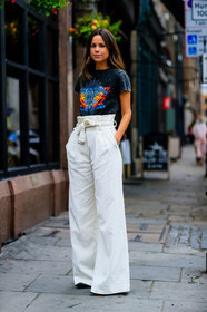 beige pants, black t shirt, fashion week, florrie thomas, frenchystyle, full length, FW, high waist, jonathan paciullo, LFW, LONDON, printed t shirt, SPRING SUMMER 2017, SS 17, street style, trousers, vertical, white pants, wide pants, woman