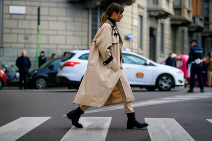 beige coat, beige pants, black shoes, leather shoes, prada, trousers, MILAN, MFW, fashion week, frenchystyle, FW, jonathan paciullo, street style, AUTUMN WINTER 2019-2020, AW 19-20, FALL WINTER 2019-2020, FW 19-20, atmosphere details, full length, horizontal