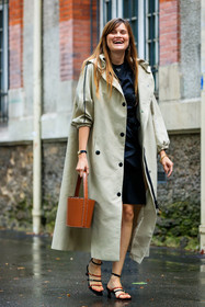 bucket bag, light beige trench coat, black dress, prada dress, satin dress, oversize trench coat, camel leather bag, brown leather bag, hand bag, multi straps sandals, zipped trenchcoat, eugenie trochu, fashion week, frenchystyle, FW, jonathan paciullo, street style, PFW, PARIS, AUTUMN WINTER 2021-2022, FALL WINTER 2021-2022, FW 21-22, vertical, full length
