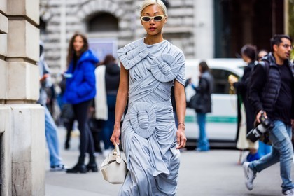 black boots, blue dress, boots, dress, leather boots, loewe look, long dress, statement dress, sunglasses, Vanessa Hong, white sunglasses, wrap dress, street style, jonathan paciullo, FW, frenchystyle, fashion week, PFW, PARIS, SPRING SUMMER 2022, SS 22, horizontal, atmosphere details