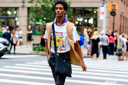 beige jacket, black bag, blue scarf, grey pants, headphones, leather bag, model, prada, printed t shirt, sleeveless, trousers, vest, white t shirt, fashion week, frenchystyle, FW, jonathan paciullo, street style, NYFW, NEW YORK, SPRING SUMMER 2019, SS 19, atmosphere details, horizontal, detail
