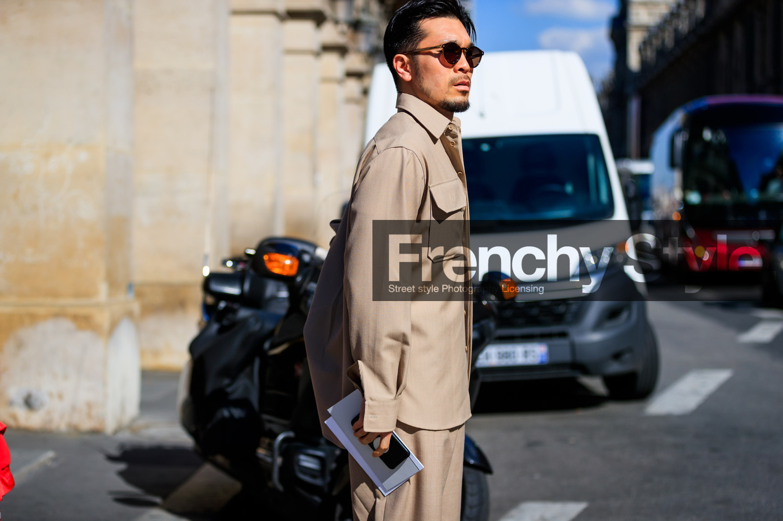 street style, jonathan paciullo, FW, frenchystyle, fashion week, PFW, PARIS, SPRING SUMMER 2019, SS 19, horizontal, atmosphere details, detail