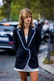 black and white, black blazer, blazer, dress, mini dress, ruffles, white, white dress, street style, jonathan paciullo, FW, frenchystyle, fashion week, PFW, PARIS, SPRING SUMMER 2022, SS 22, vertical, atmosphere details