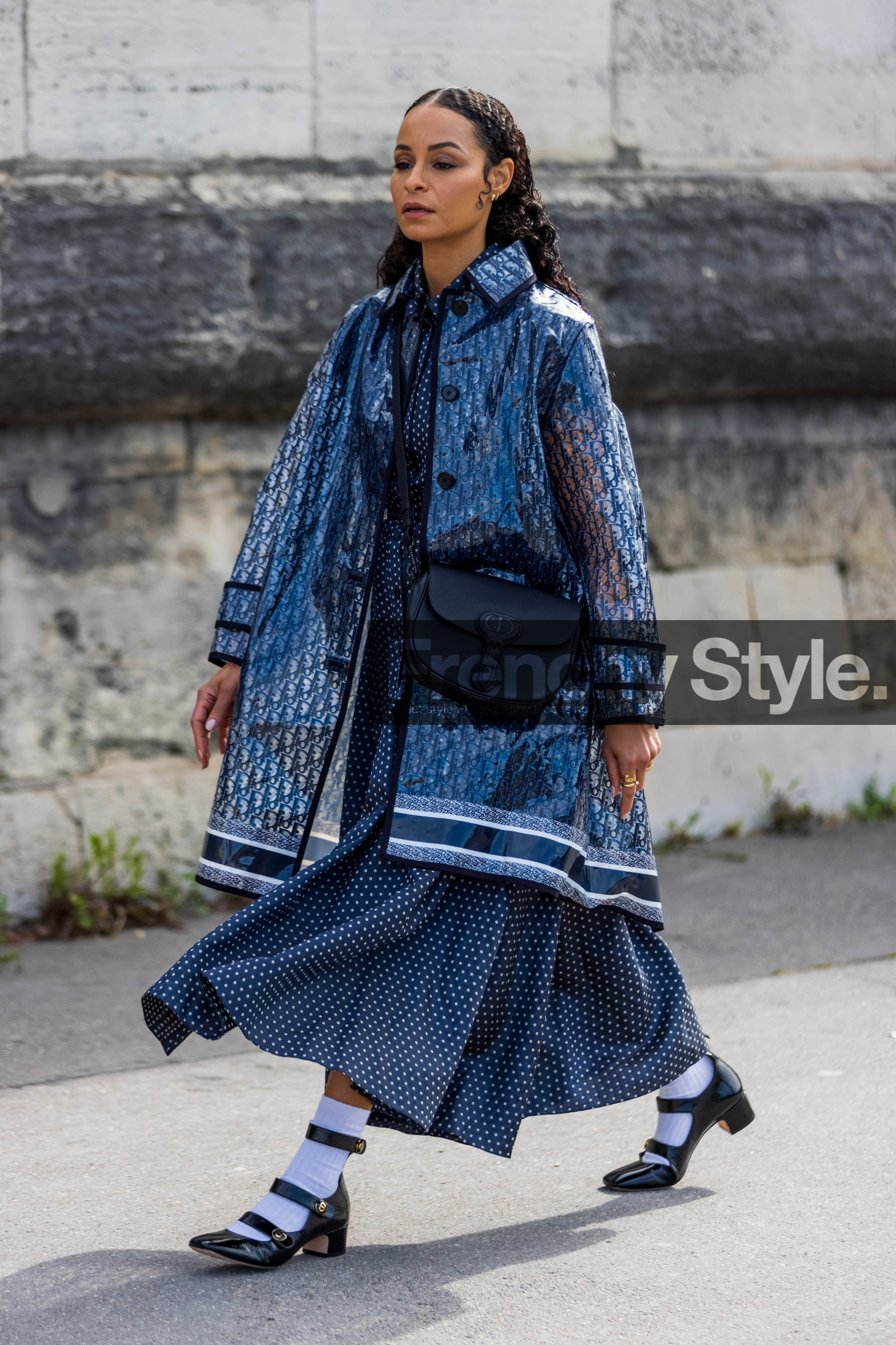 babies, bag, black babies, black bag, crossbody bag, dio raincoat, dior bag, dior look, dior print, dots, dots dress, dress, leather bag, logo print, navy skirt, patent babies, patent sandals, printed skirt, raincoat, rings, sock, transparent raincoat, white sock, street style, jonathan paciullo, FW, frenchystyle, fashion week, PFW, PARIS, SPRING SUMMER 2022, SS 22, vertical, full length