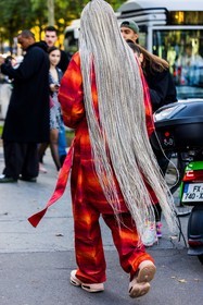 back, back detail, bag, black bag, black sunglasses, braid, color, hairstyle, hoops, jacket, leather bag, long hair, orange jacket, orange pants, pants, pleated pants, print, printed jacket, printed pants, rectangle sunglasses, red jacket, red pants, sneakers, sunglasses, yellow nails, fashion week, frenchystyle, FW, jonathan paciullo, street style, PFW, PARIS, SPRING SUMMER 2022, SS 22, vertical, atmosphere details