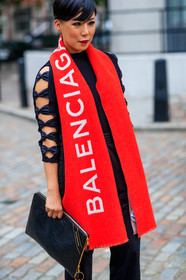 atmosphere details, balenciaga, black bag, black pants, black top, detail, fashion week, frenchystyle, FW, jonathan paciullo, leather bag, LFW, LONDON, printed scarf, red scarf, SPRING SUMMER 2018, SS 18, street style, trousers, vertical