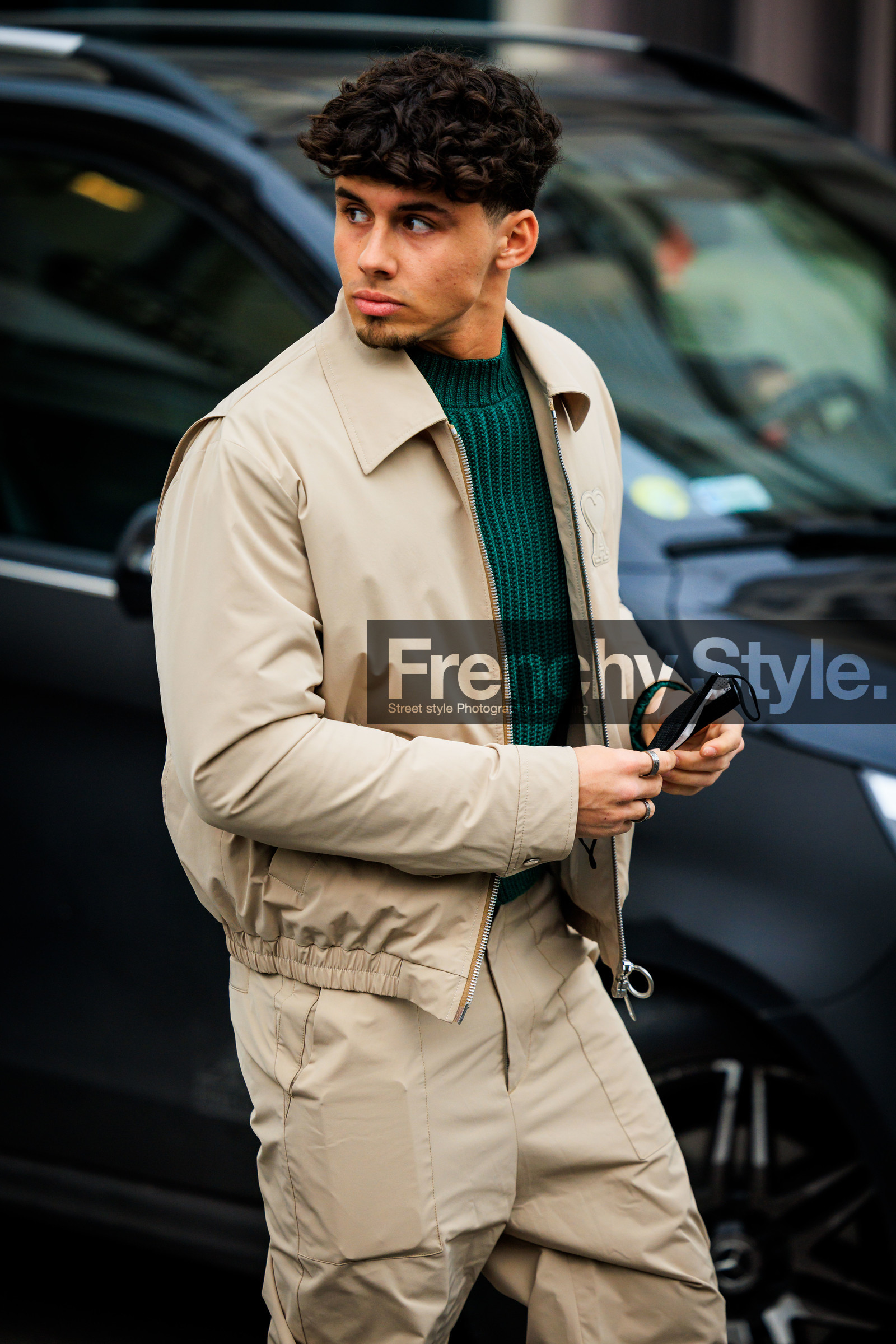 menswear, fashion week, frenchystyle, FW, jonathan paciullo, street style, PFW, PARIS, AUTUMN WINTER 2022-2023, FALL WINTER 2022-2023, FW 22-23, atmosphere details, detail, vertical