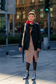 black and white shoes, black jacket, black perfecto, black t shirt, graphic skirt, leather bag, leather jacket, leather perfecto, leather shoes, printed skirt, red scarf, red skirt, tights, MILAN, MFW, fashion week, frenchystyle, FW, jonathan paciullo, street style, AUTUMN WINTER 2019-2020, AW 19-20, FALL WINTER 2019-2020, FW 19-20, vertical, full length