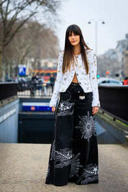 embroidered jacket, studded jacket, chanel, flared pants, black trousers, baggy pants, embroidered pants, white jacket, tweed jacket, long hair, haut couture, fashion week, frenchystyle, FW, jonathan paciullo, street style, PARIS, PFW, SPRING SUMMER 2022, SS 22, full length, vertical, leia sfez