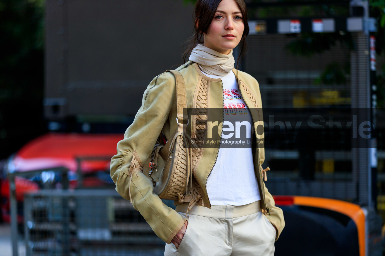 beige jacket, beige pants, beige scarf, christian dior, printed t shirt, trousers, vanille verloes, white t shirt, fashion week, frenchystyle, FW, jonathan paciullo, street style, PFW, PARIS, AUTUMN WINTER 2019-2020, AW 19-20, FALL WINTER 2019-2020, FW 19-20, horizontal, atmosphere details, detail