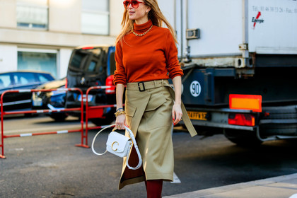 beige skirt, bracelet, cartier, chloé, leather bag, necklace, pernille teisbaek, red sweater, sunglasses, white bag, PARIS, PFW, street style, jonathan paciullo, FW, frenchystyle, fashion week, AUTUMN WINTER 2019-2020, AW 19-20, FALL WINTER 2019-2020, FW 19-20, horizontal, atmosphere details, detail