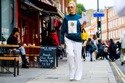 atmosphere details, fashion week, floral, flowers, frenchystyle, full length, FW, green sweater, horizontal, jonathan paciullo, jw anderson, leather bag, LFW, LONDON, printed sweater, SPRING SUMMER 2018, SS 18, street style, trousers, white pants, yellow, yellow bag