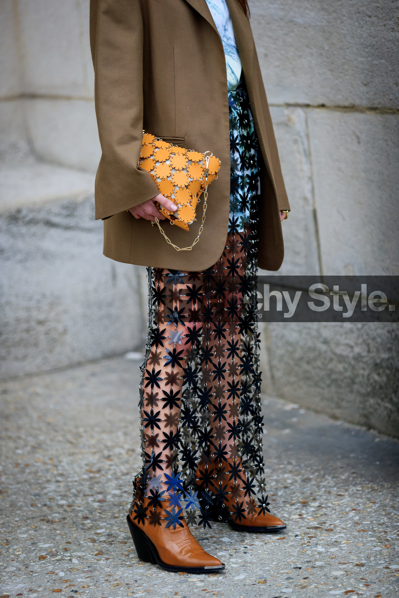 black skirt, blazer, brown jacket, brown shoes, chloe loulou de saison, graphic bag, graphic skirt, high heels, leather bag, leather shoes, paco rabanne, printed bag, printed skirt, pvc, see through, stars, white t shirt, yellow bag, PARIS, PFW, street style, jonathan paciullo, FW, frenchystyle, fashion week, AUTUMN WINTER 2019-2020, AW 19-20, FALL WINTER 2019-2020, FW 19-20, vertical, atmosphere details, detail