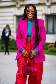 aviator sunglasses, bag, blazer, color, color block, crop top, fuschia blazer, gold necklace, green crop top, leather bag, leather pants, necklace, oversize sunglasses, pants, pink blazer, red bag, red pants, rings, Shiona Turini, sunglasses, street style, jonathan paciullo, FW, frenchystyle, fashion week, PFW, PARIS, SPRING SUMMER 2022, SS 22, vertical, atmosphere details